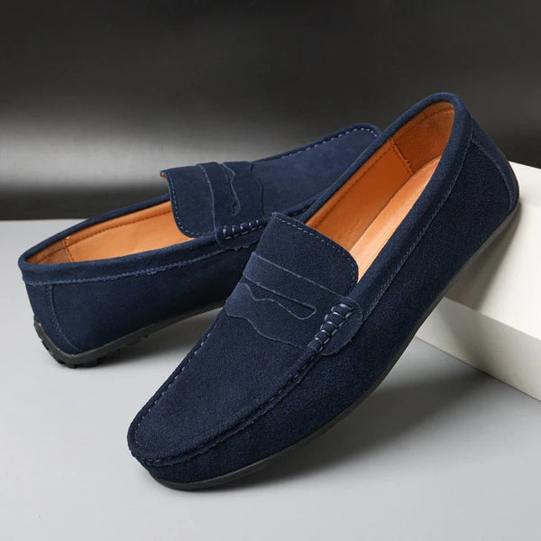 Mocassins en daim bleu marine pour homme, élégants et confortables, semelle antidérapante, style décontracté, parfaits pour toutes occasions.