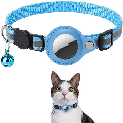 Collier pour chat bleu avec emplacement pour AirTag, clochette et fermeture sécurisée. Accessoire de suivi GPS pour animaux de compagnie.