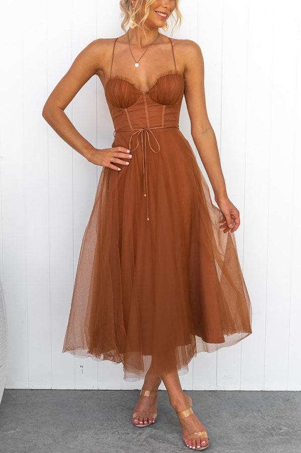 Abito moderno in chiffon senza spalline - Embla