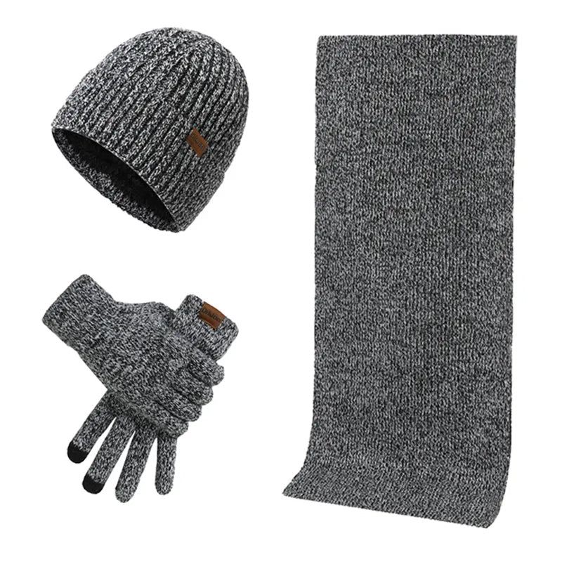 Ensemble d'hiver gris en tricot: bonnet, écharpe et gants tactiles. Accessoires chauds et élégants pour homme. Idéal pour le froid.