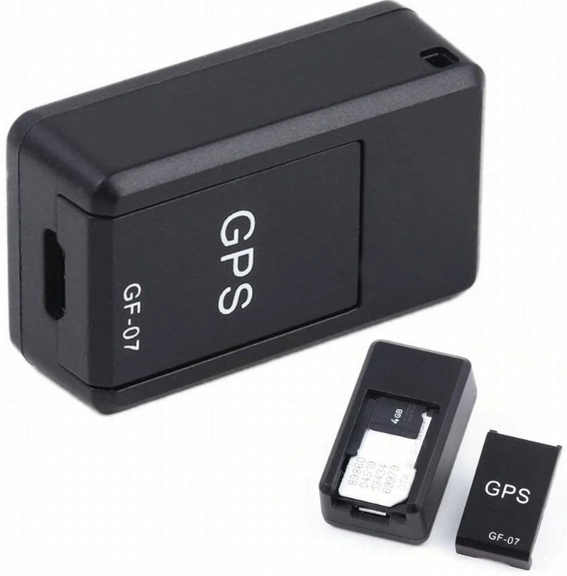 Traceur GPS portable noir GF-07 avec emplacement pour carte SIM, idéal pour suivi en temps réel, sécurité véhicule, localisation précise.