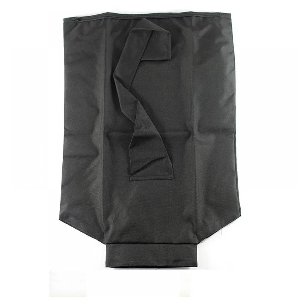 Sac de collecte de poussière noir pour aspirateur, en tissu résistant, avec fermeture éclair et poignée. Accessoire essentiel pour nettoyage industriel.