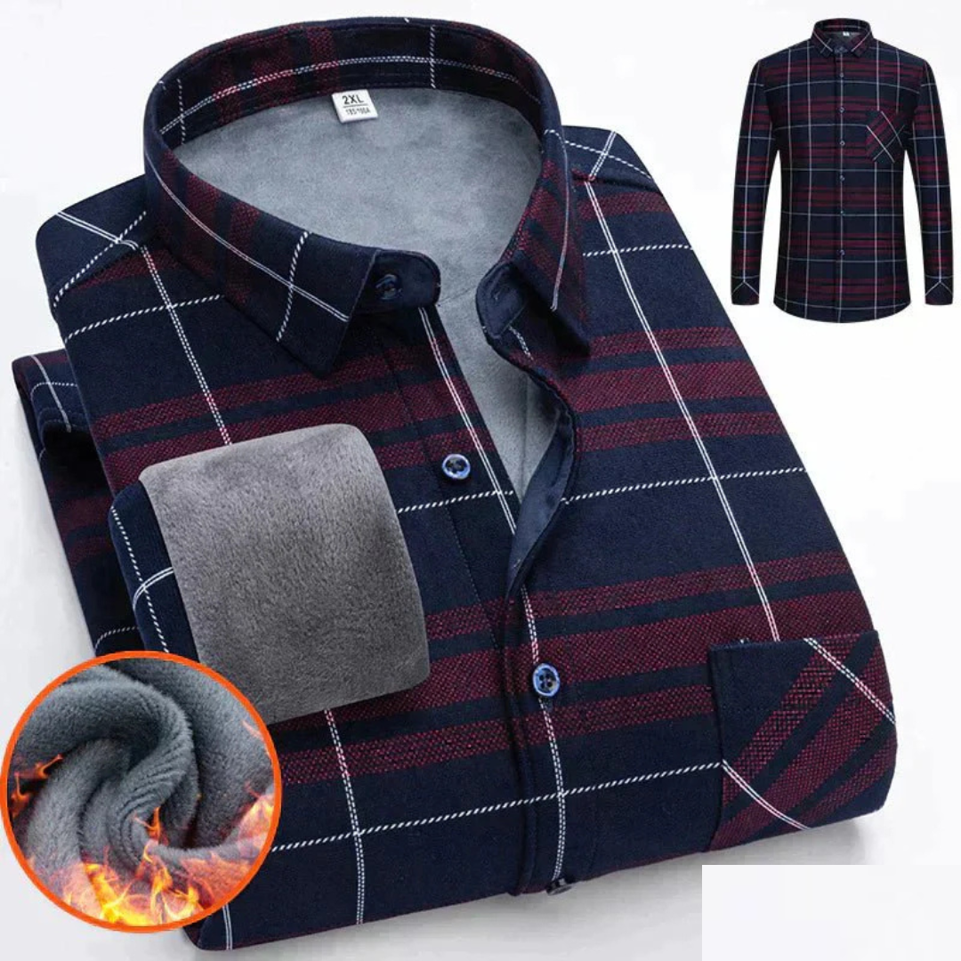 Chemise à carreaux bleue et rouge pour homme, doublée en polaire chaude, manches longues, idéale pour l'hiver. Mode masculine élégante et confortable.