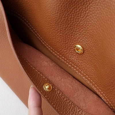 BOLSO DE HOMBRO DE PIEL AUTÉNTICA DE COLOR LISO