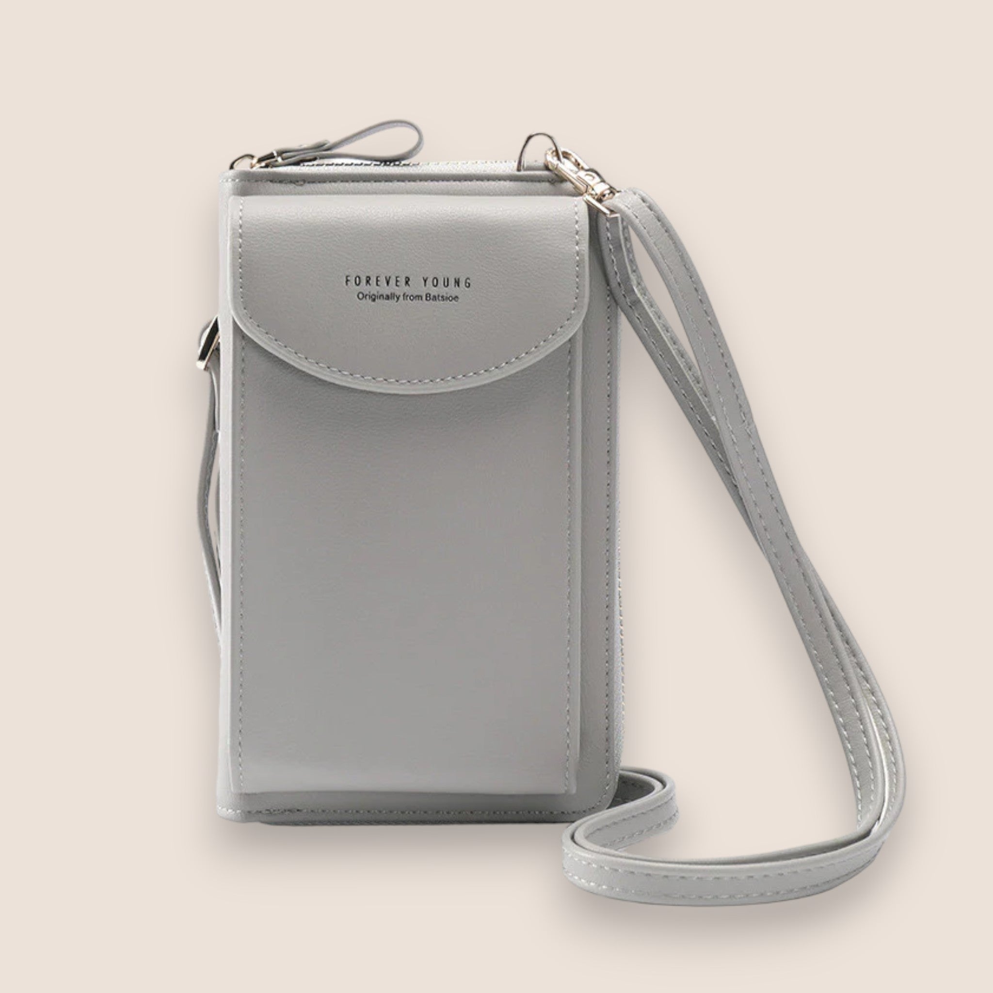 Sac à bandoulière gris clair en cuir synthétique, design moderne, avec rabat et sangle ajustable. Idéal pour smartphone et accessoires.