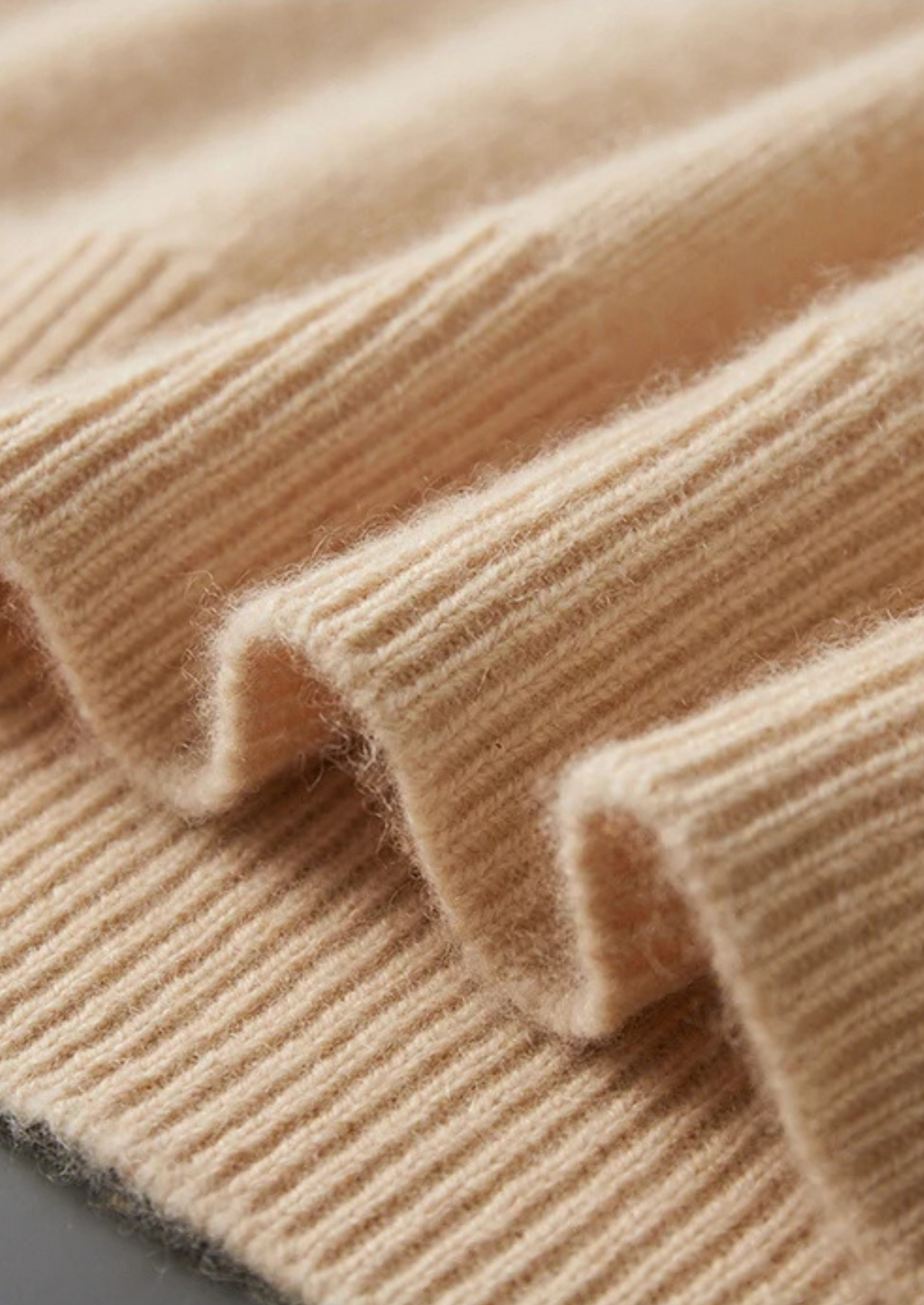 Beige uld hættetrøje til mænd