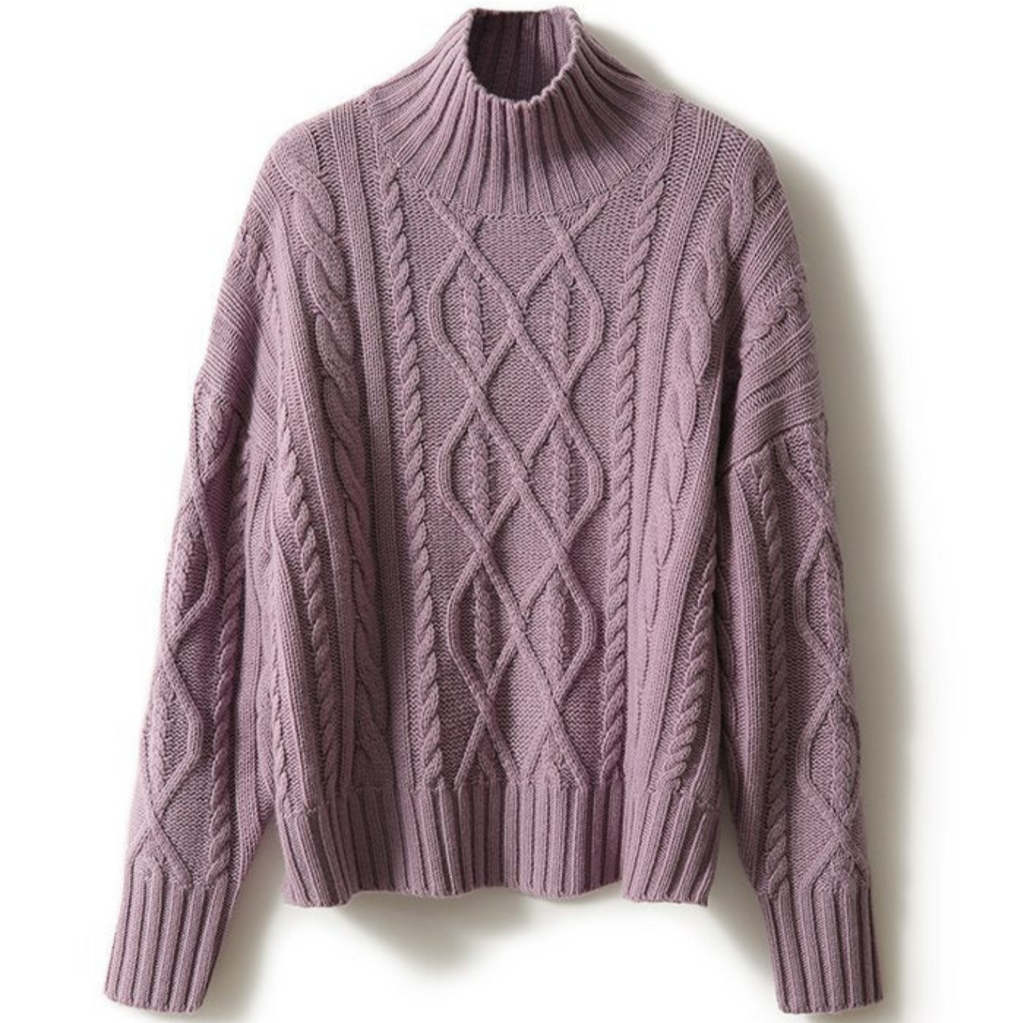 Pull en laine mauve à col roulé, motif torsadé, manches longues. Mode hiver, vêtement chaud, style élégant et confortable.