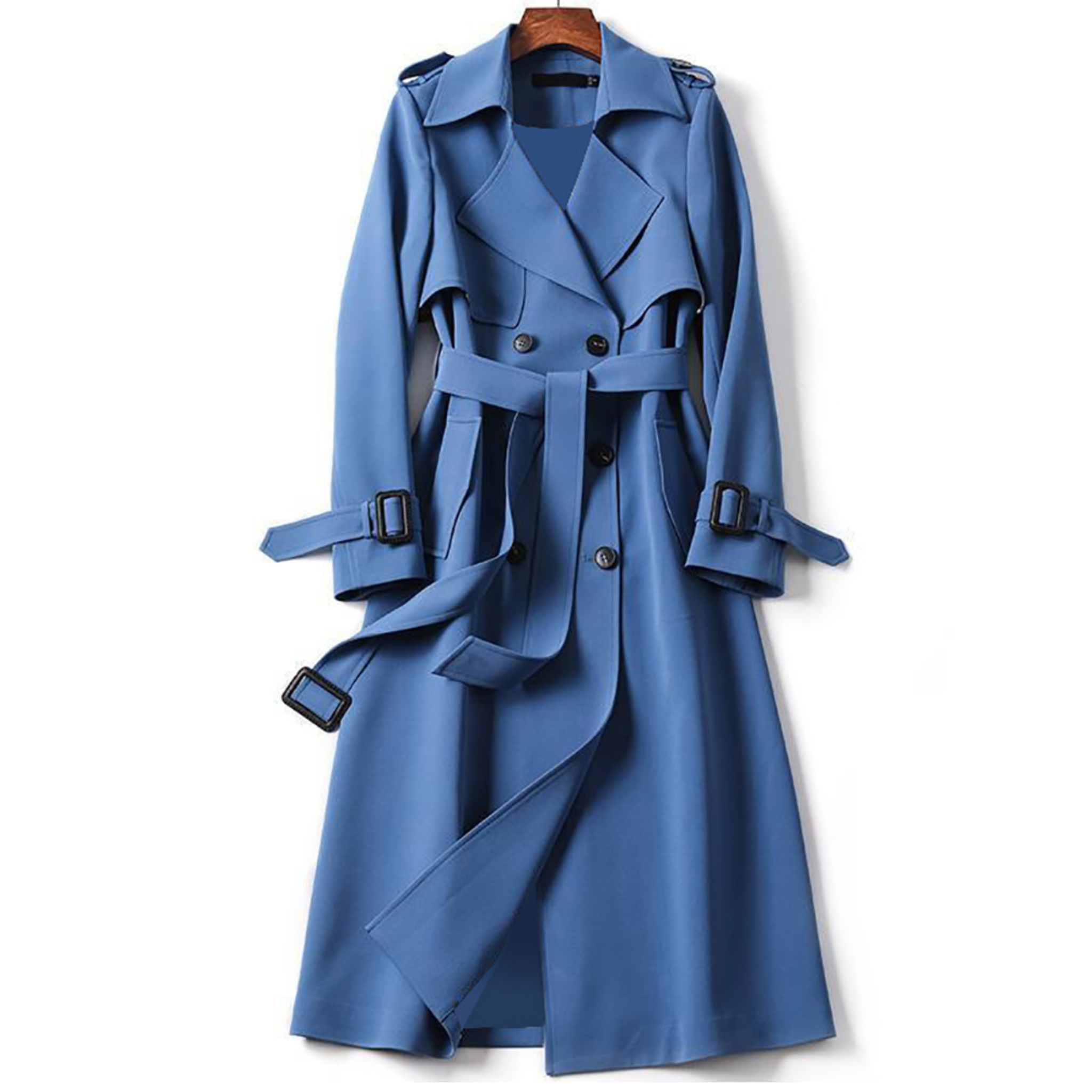 Manteau trench bleu pour femme, élégant et ceinturé, avec boutons noirs et épaulettes. Mode automne-hiver, style classique et intemporel.