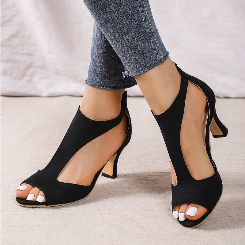Océane Dubois | Talons hauts à la mode soutenant le pied