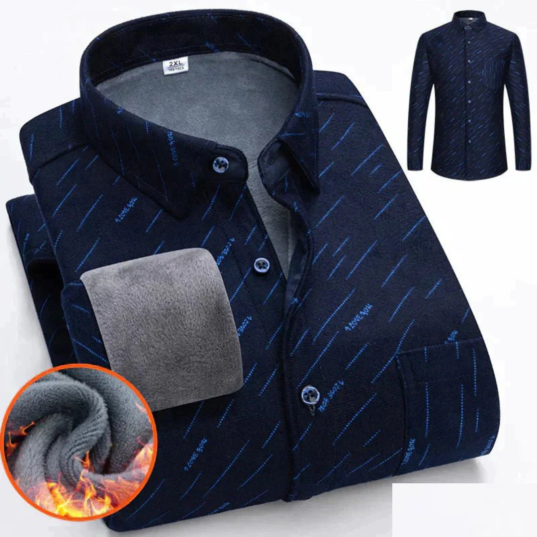 Chemise homme bleu marine à manches longues, doublée en polaire grise, motif discret, idéale pour l'hiver, élégante et chaude.