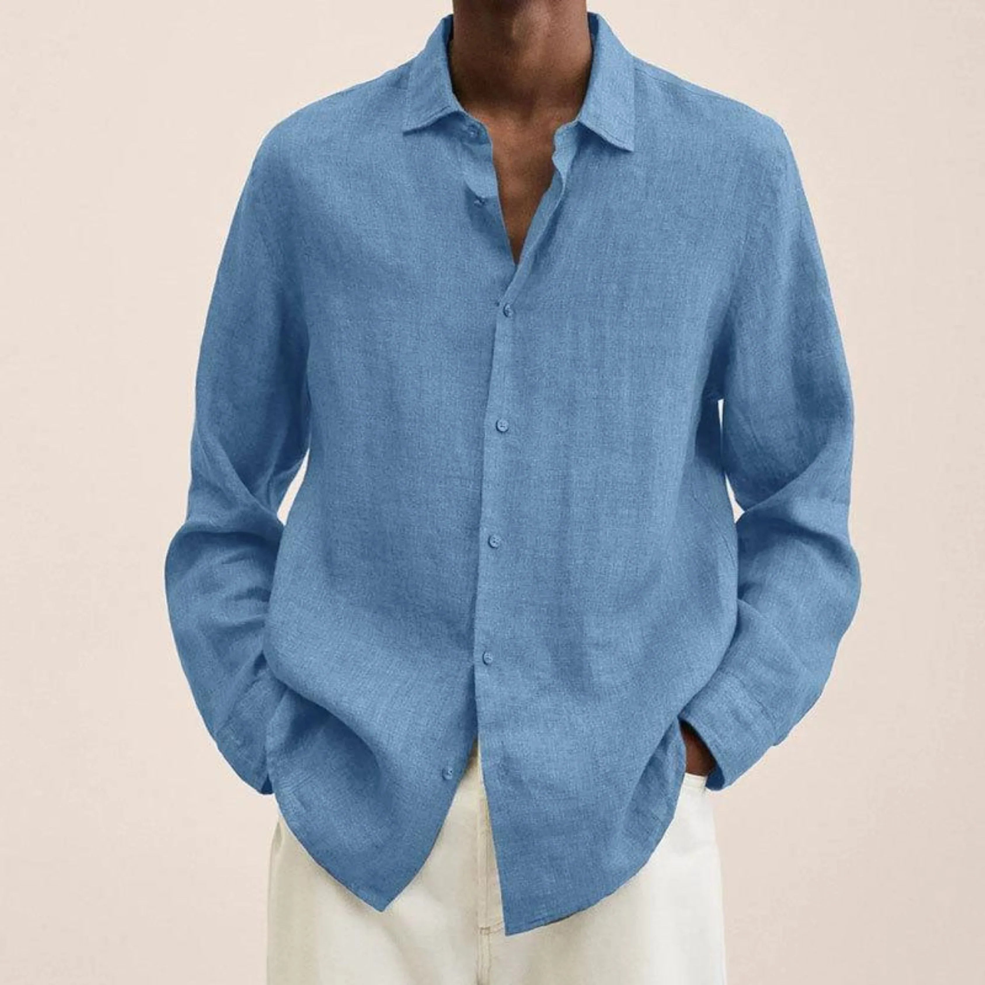 Chemise en lin bleu pour homme, manches longues, col classique, boutons, style décontracté, idéale pour mode estivale et élégance décontractée.