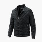 Veste matelassée noire pour homme, style motard, avec fermeture éclair, col montant et poches zippées. Mode automne-hiver tendance.