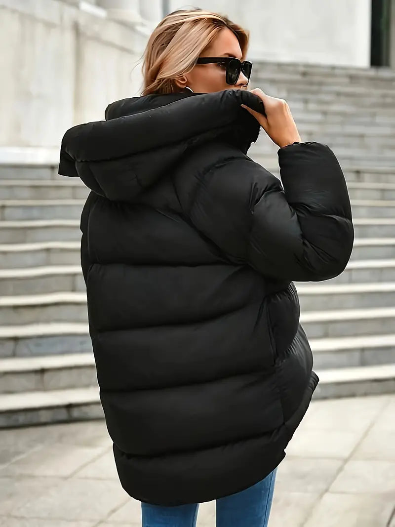 Élégant manteau d'hiver à capuche noir pour femmes - chic et simple