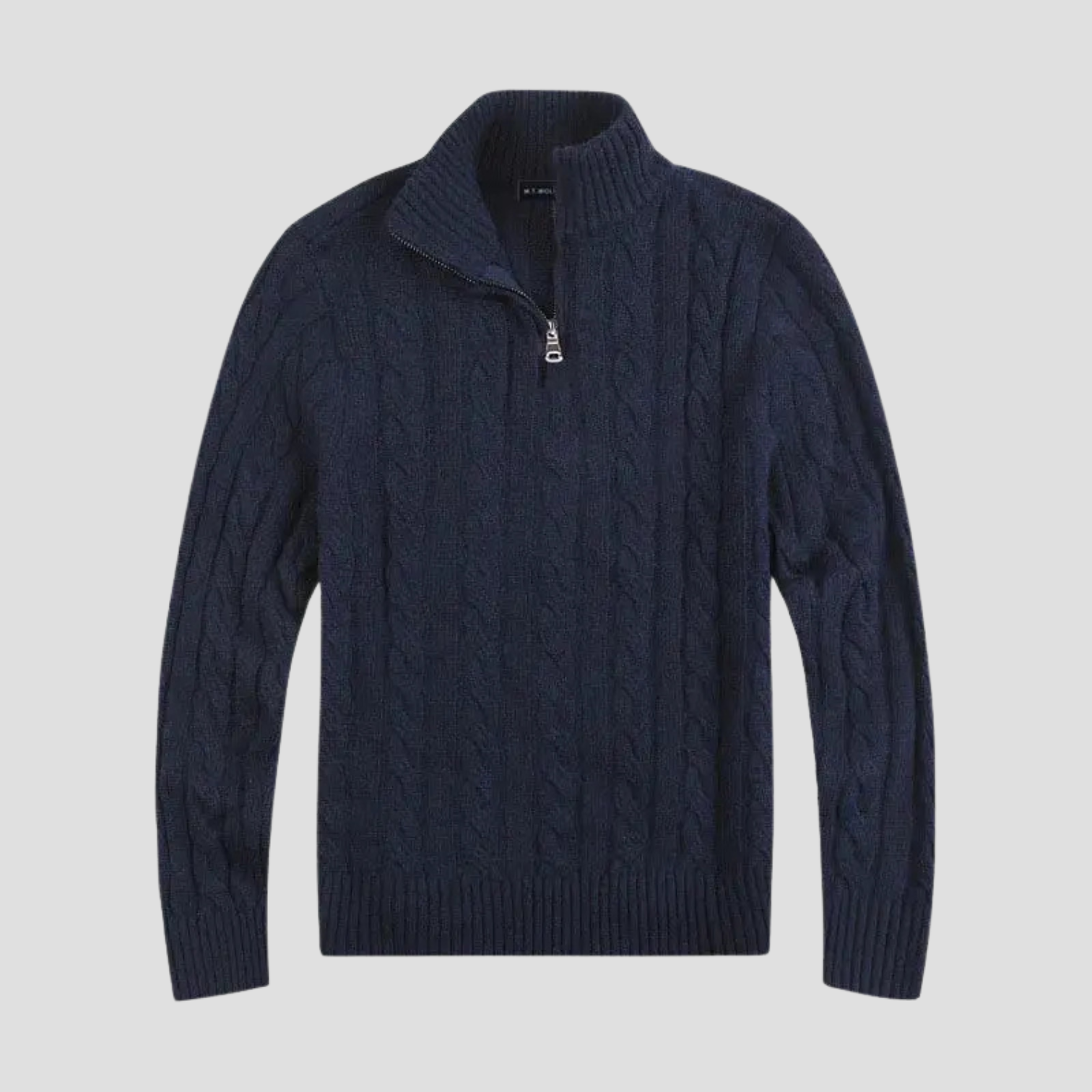 Pull en laine bleu marine à col zippé, motif torsadé. Élégant et chaud, idéal pour l'hiver. Mode homme, vêtement tendance et confortable.