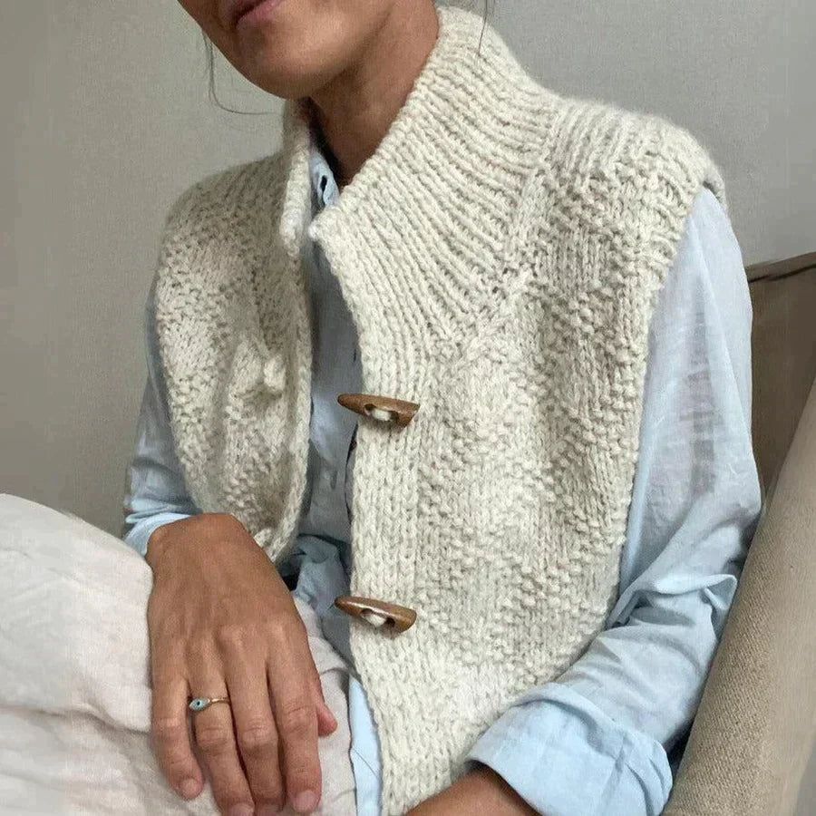 Evy - Elégant cardigan en laine avec boutons