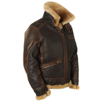 Blouson aviateur en cuir marron avec doublure en fourrure beige, col montant, fermeture éclair, poches zippées. Mode hiver, style vintage.