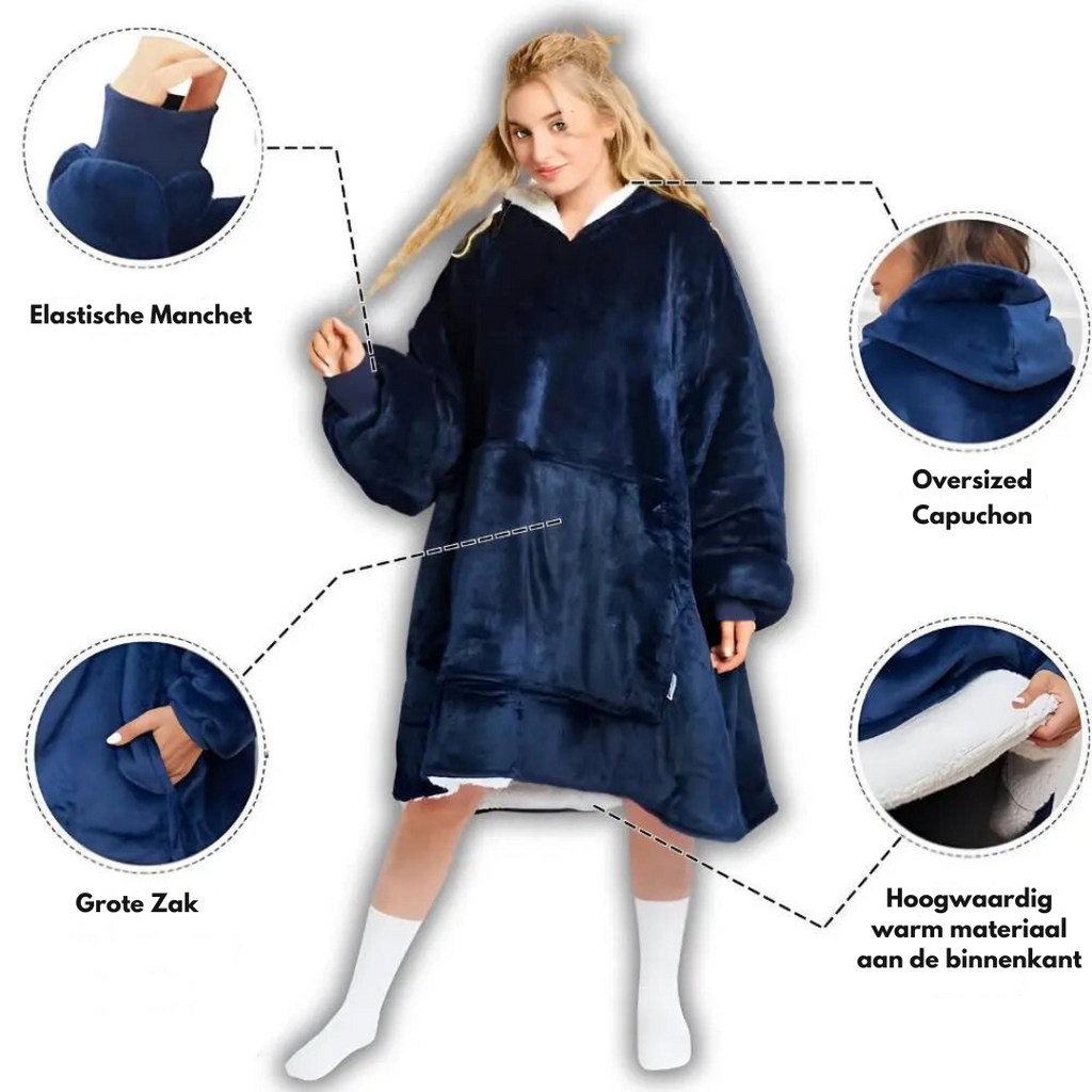 Femme portant un pull plaid bleu marine avec capuche oversize, poche avant spacieuse, manches élastiques, intérieur en matériau chaud et doux.