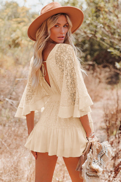 Dreamy Nights - Mini vestido con escote en pico y encaje