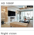 Salon moderne avec télévision HD 1080P, canapé beige, table basse noire, rideaux bleus, et éclairage élégant. Décor intérieur lumineux et chic.