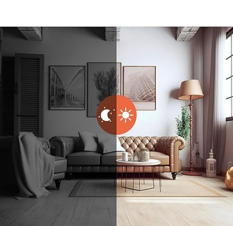 Salon moderne avec canapé Chesterfield, table basse ronde, lampadaire en cuivre, et décorations murales. Comparaison jour/nuit. Intérieur élégant.