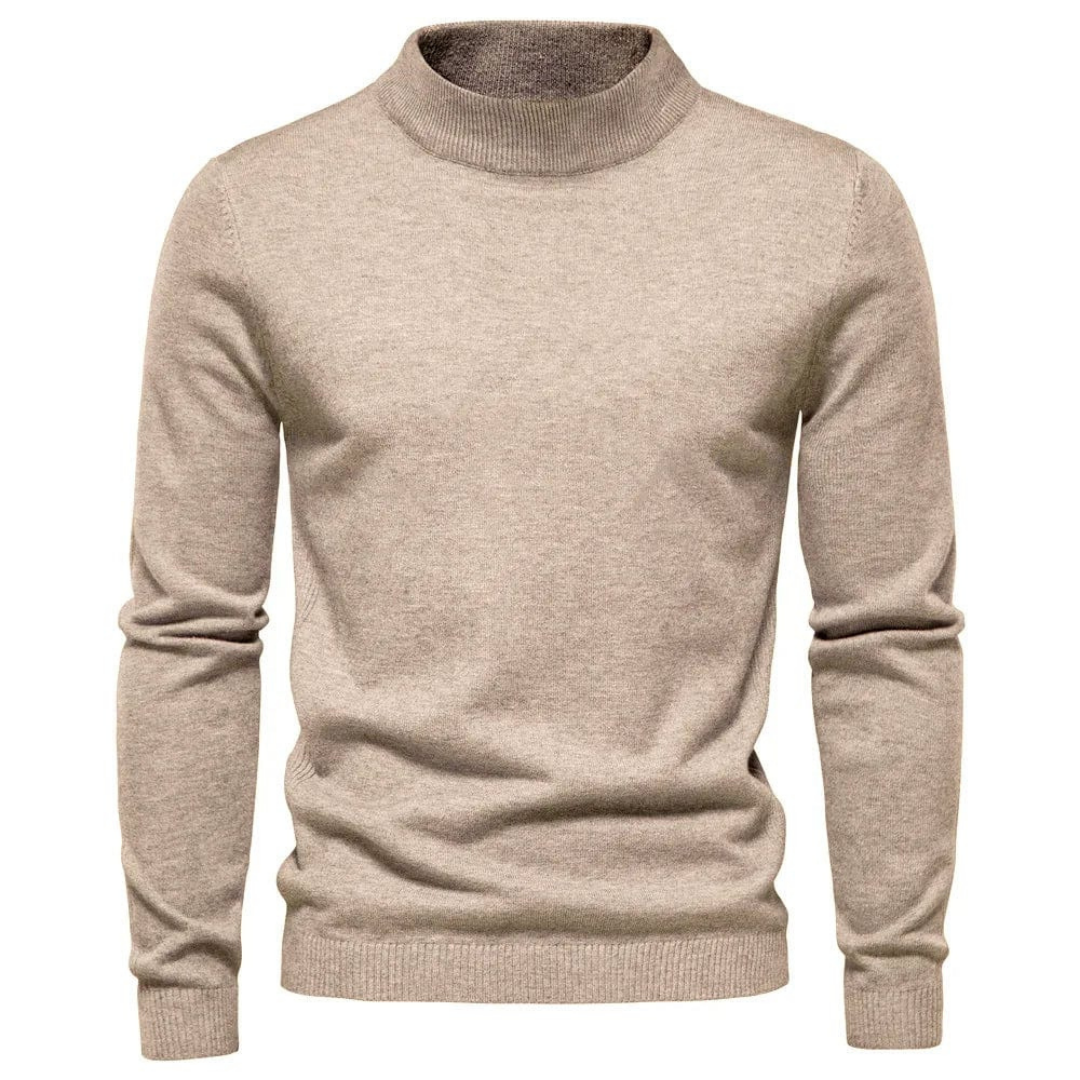 Pull-over en laine beige pour homme, col rond, manches longues, style décontracté. Mode masculine, vêtement chaud, tendance automne-hiver.