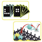 Jeu de société stratégique avec grilles noires et billes colorées, illustrant le mouvement des billes. Accessoire ludique pour enfants et adultes.