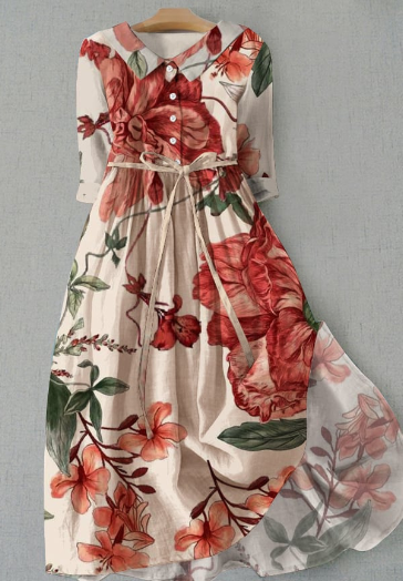 Robe longue fleurie vintage avec manches trois-quarts, col claudine et ceinture à nouer, motif floral rouge et vert sur fond beige.