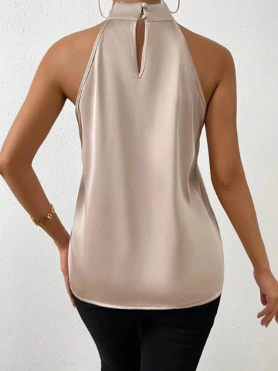 Top de satén con cuello halter