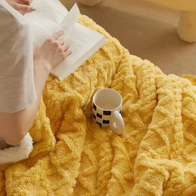 Couverture d'hiver chaude pour les nuits froides - Épaisse, moelleuse & élégante pour la chambre à coucher & le canapé