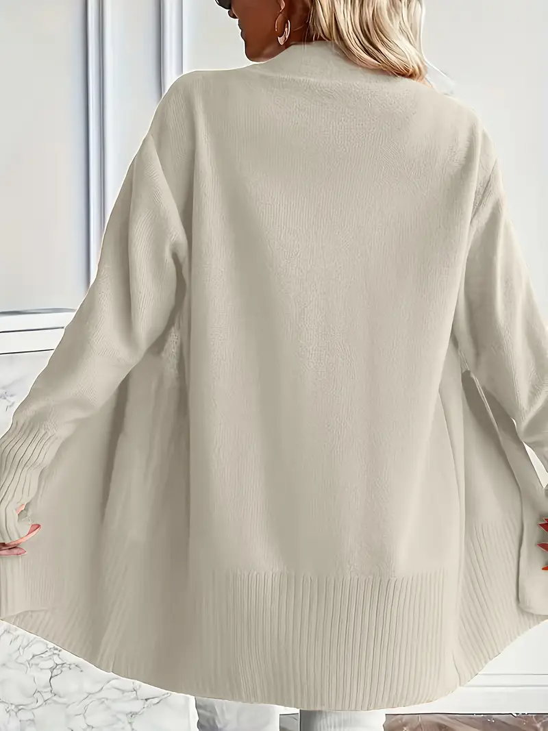 Round neck knit sweater with relaxed fit for women