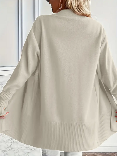 Round neck knit sweater with relaxed fit for women
