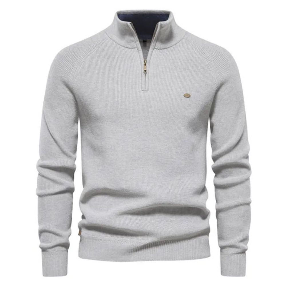Pull gris clair à col zippé pour homme, manches longues, style décontracté, idéal pour l'automne et l'hiver. Mode masculine élégante et confortable.