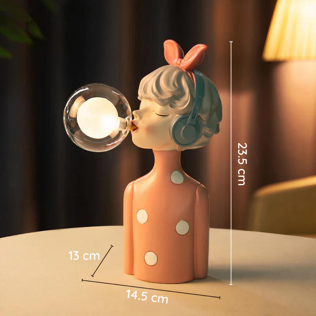 Buste décoratif moderne en résine, fille avec casque et bulle lumineuse, 23,5 cm de hauteur, design original pour décoration intérieure tendance.