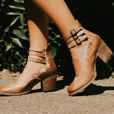 Cosette – Escarpins à Brides en Cuir Vintage