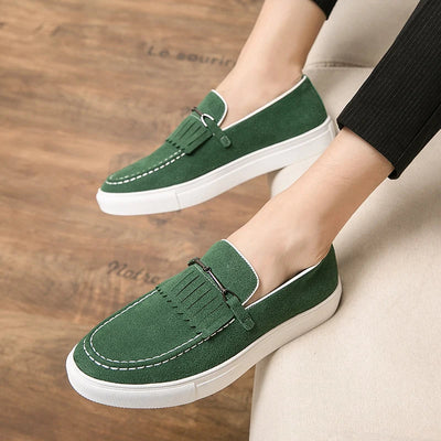 Elegante mocasín de ante para hombre