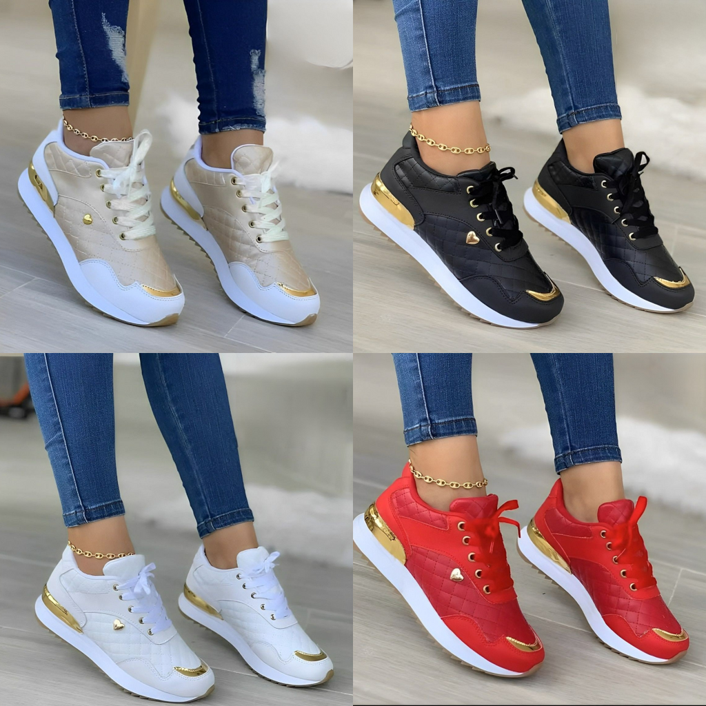 Quatre paires de baskets mode pour femmes en or, noir, blanc et rouge, avec détails dorés, portées avec des jeans. Chaussures tendance et élégantes.
