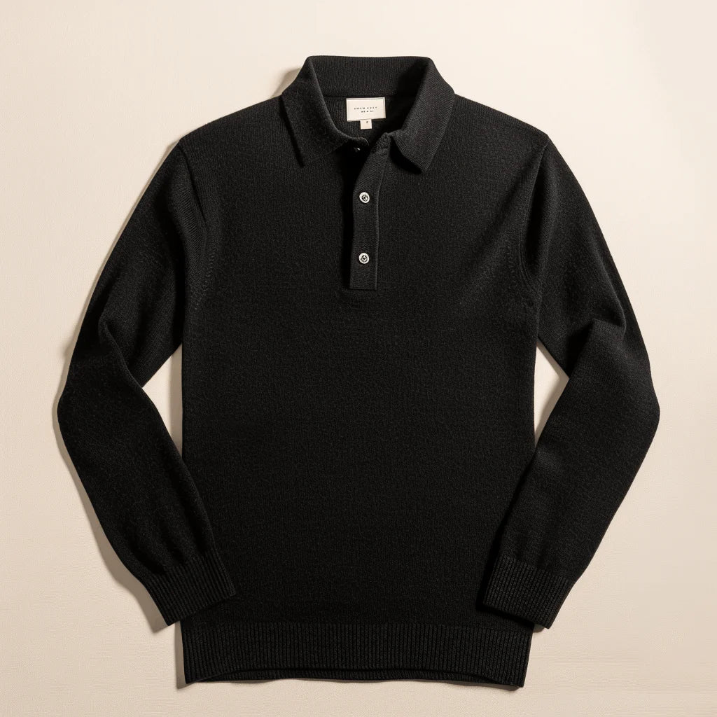 Pull en laine noir élégant avec col polo et boutons, idéal pour un look chic et intemporel. Mode masculine, vêtement automne-hiver.