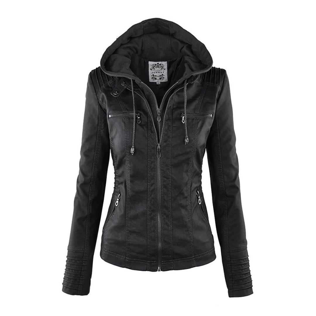 Veste en cuir noir pour femme avec capuche, fermeture éclair, poches zippées, design moderne et élégant. Mode automne-hiver tendance.