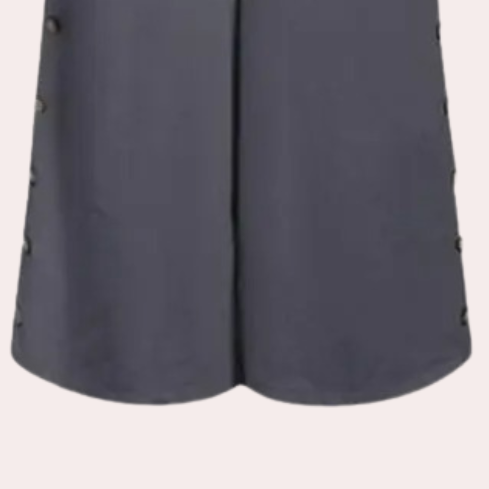 Jupe longue grise avec boutons latéraux, style élégant et moderne, idéale pour tenues décontractées ou professionnelles. Mode féminine tendance.