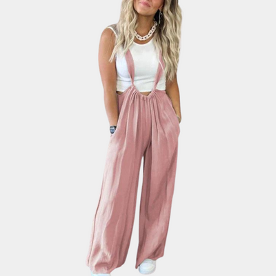 Elegante mono de verano para mujer.