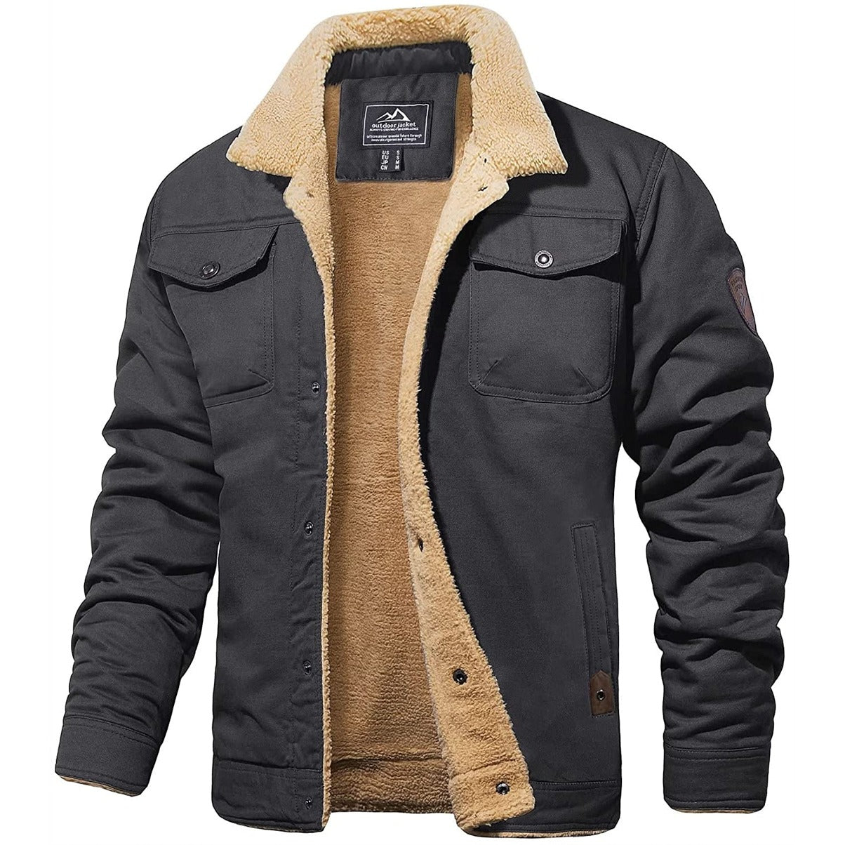 Veste homme noire doublée en fourrure, col en sherpa, poches poitrine à rabat, style décontracté et chaud, idéale pour l'hiver.