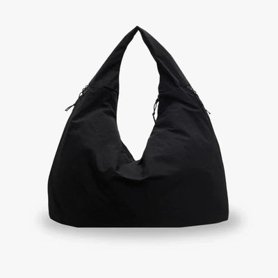 Bolso tote imprescindible: estilo y resistencia.