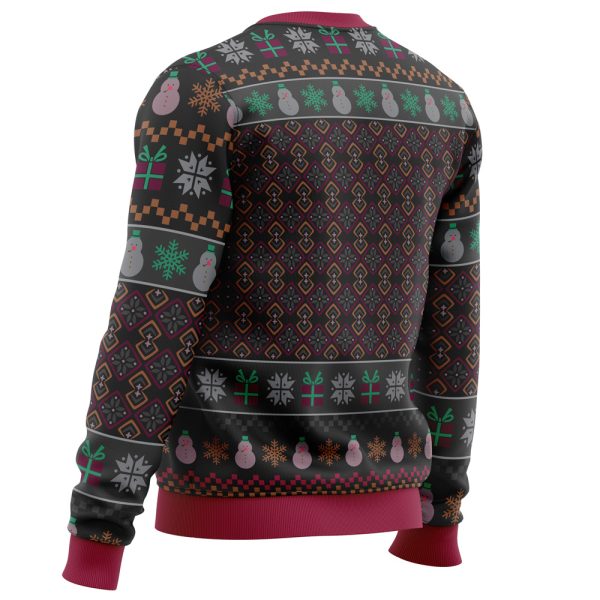 Pull de Noël noir avec motifs festifs colorés, incluant flocons de neige, bonhommes de neige et cadeaux. Design original et tendance pour fêtes.