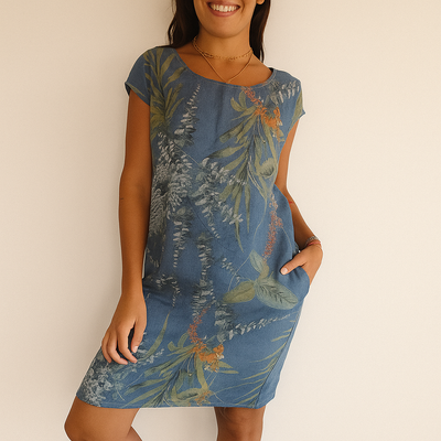 Linen dress blue with model