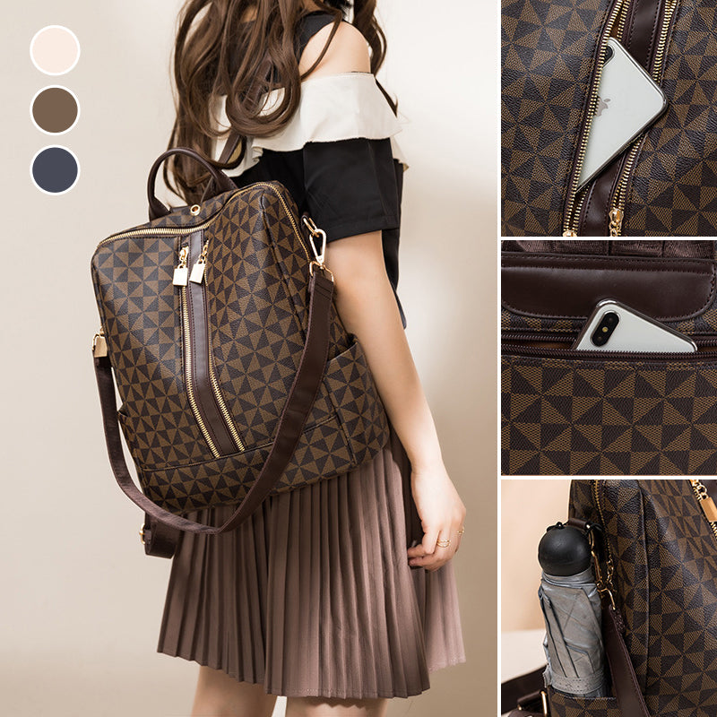 Sac à dos élégant en cuir marron avec motif géométrique, poche zippée pour smartphone, compartiment pour parapluie. Accessoire mode femme tendance.