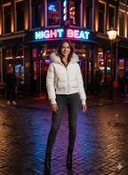 Sort dunjakke med hætte og kunstpels til kvinder