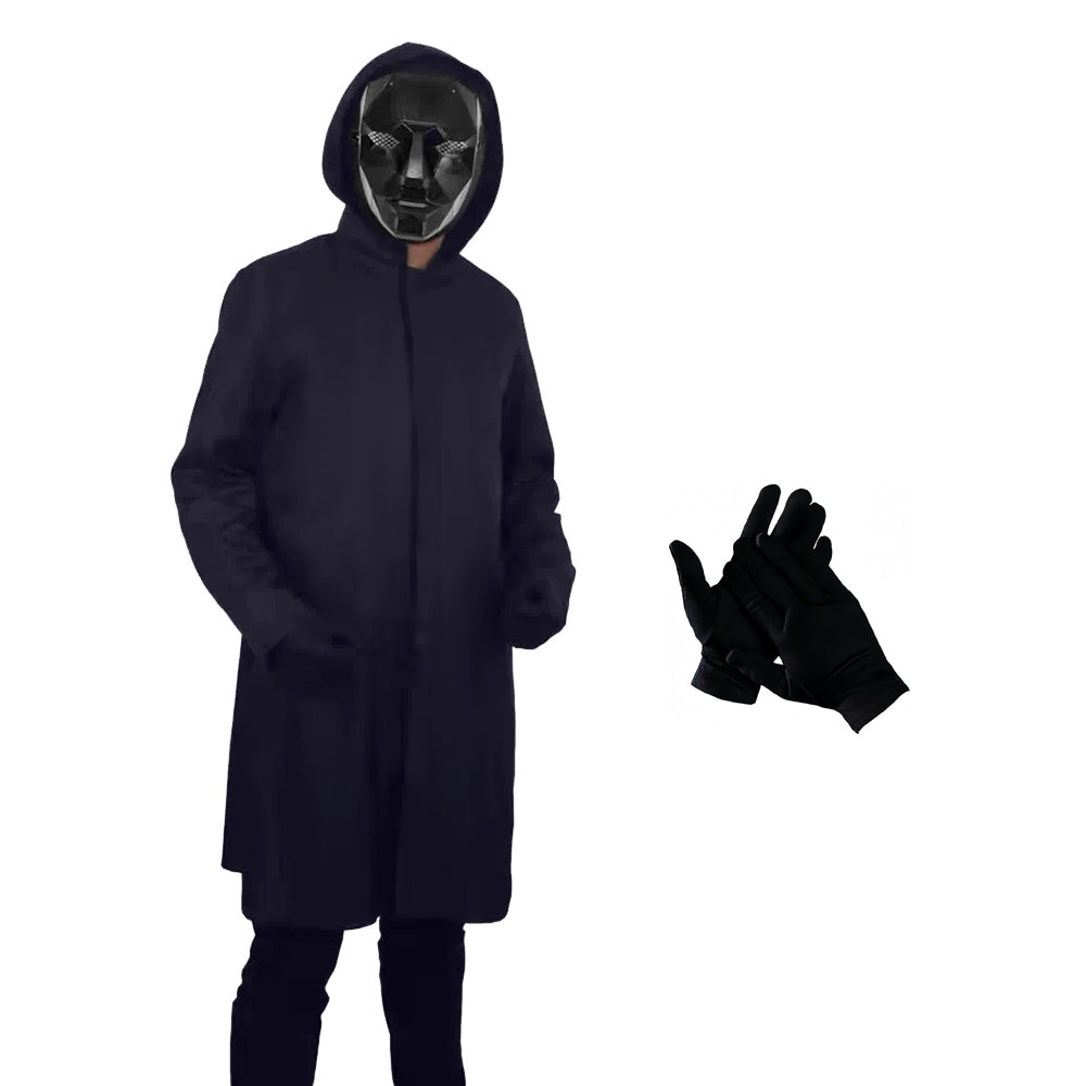 Homme en manteau noir à capuche avec masque noir, gants noirs à côté. Mode mystérieuse, style urbain, tenue sombre.