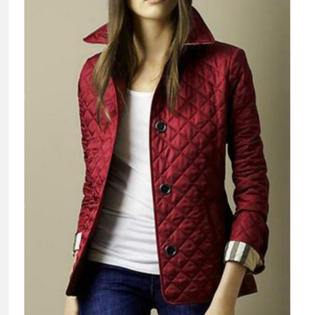 Veste à carreaux élégante pour femmes avec col à revers