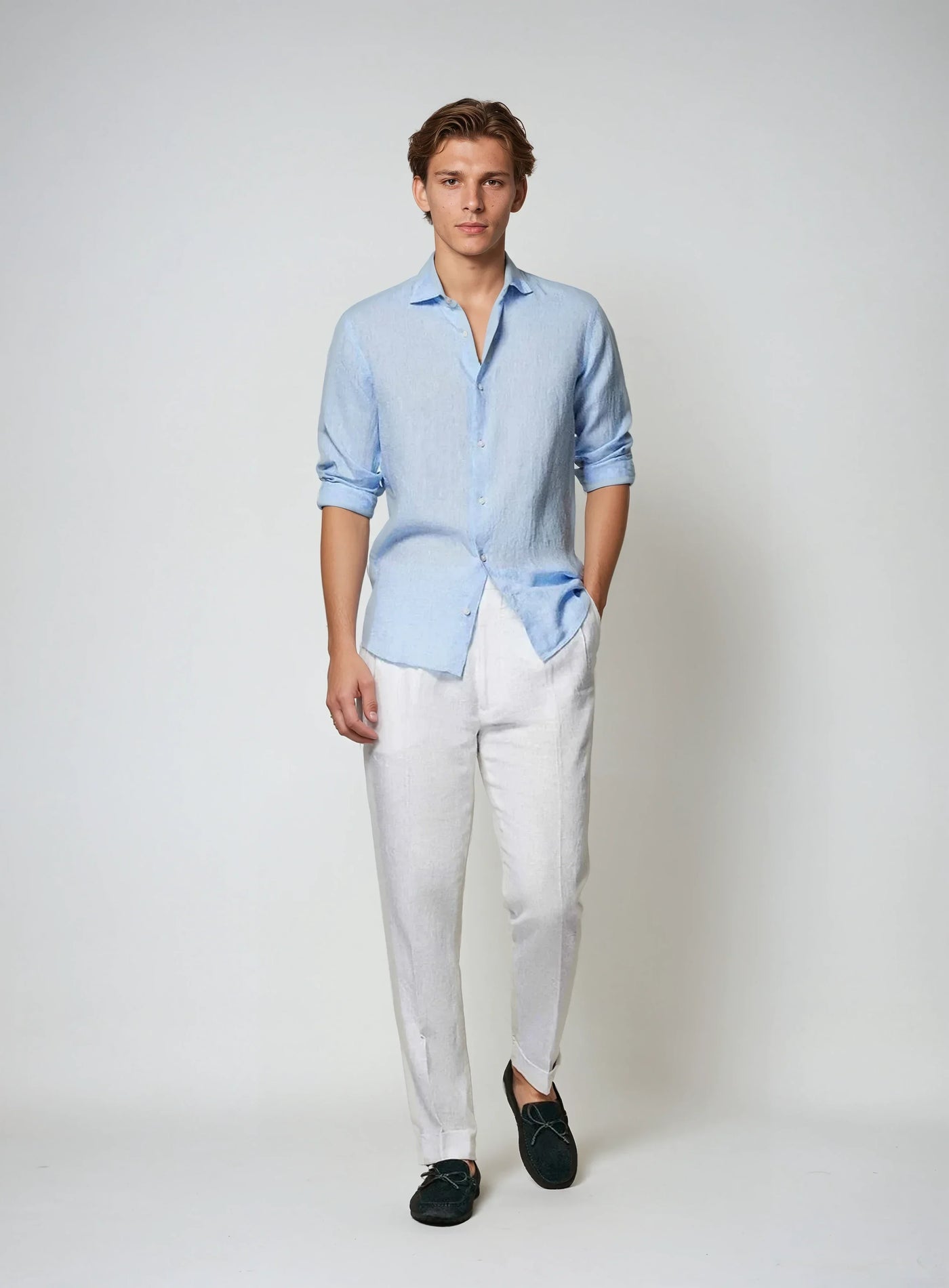 Camisa de lino azul claro
