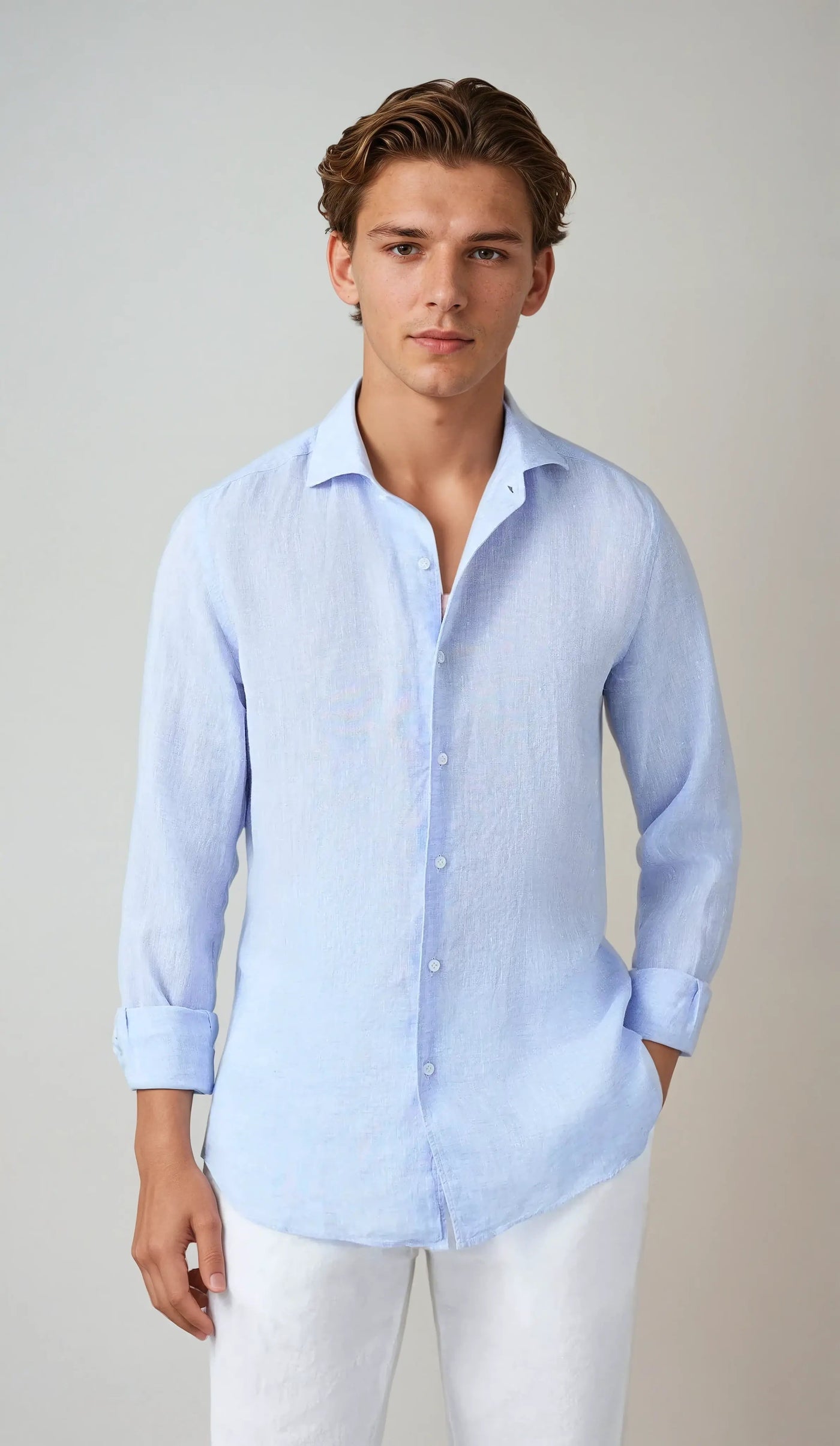 Camisa de lino azul claro